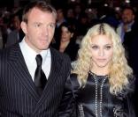Guy Ritchie et son ex-femme Madonna en 2008. 