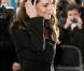 Le prince William et Kate Middleton, accompagnés du prince Harry,  signent le livre de condoléances à la mémoire des victimes du  tremblement de terre survenu en Nouvelle-Zélande, le 25 février 2011, à  Londres.