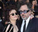 Helena Bonham Carter et Tim Burton lors de son arrivée à la 83e cérémonie des Oscars, au Kodak Theatre d'Hollywood, à Los Angeles, le 27 février 2011.