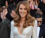 Céline Dion lors de son arrivée à la 83e cérémonie des Oscars, au Kodak Theatre d'Hollywood, à Los Angeles, le 27 février 2011.