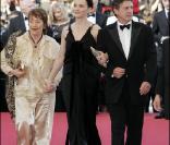 Annie Girardot accompagnée de Juliette Binoche et Daniel Auteuil pour la présentation du film Caché en 2005 