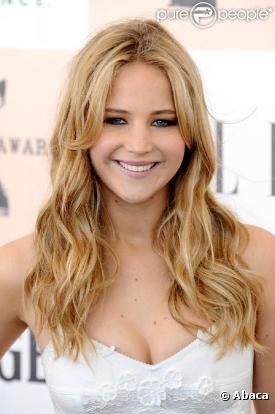 La ravissante Jennifer Lawrence, 20 ans, nominée à l'Oscar de la meilleure actrice pour son rôle dans  Winter's Bone , est la nouvelle star hollywoodienne sur laquelle les studios misent !