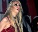 Taylor Momsen habillée ? Presque, mais avec une robe très transparente...