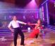 Ginola et sa partenaire Silvia font un paso doble dans Danse avec les stars