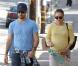 Natalie Portman, enceinte, et son fiancée Benjamin Millepied, vont déjeuner à West Hollywood, à Los Angeles, le 28 février 2011.