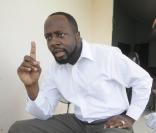 Wyclef Jean lors de son voyage en Haïti en août 2010