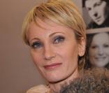 Patricia Kaas présente son autobiographie baptisée L'Ombre de ma voix, aux éditions Flammarion. Salon du livre, le 19 mars 2011