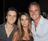 David Ginola, son épouse Coraline et leur fils Daniel 