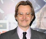 Gary Oldman lors des Jameson Empire Film Awards, au Grosvenor House Hotel, à Londres, le 27 mars 2011.