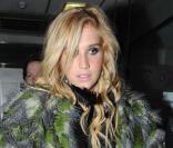Kesha arrive aux Studios de la BBC Radio 1, à Londres, en décembre 2010.