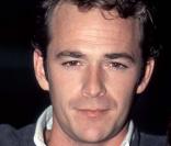 Luke Perry en 1999