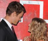 Bal de la Croix-Rouge américaine à Santa Monica, le 9 avril 2011 : Fergie et Josh Duhamel. 