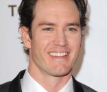 Bal de la Croix-Rouge américaine à Santa Monica, le 9 avril 2011 : Mark-Paul Gosselaar 