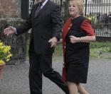 John Donaldson, père de la princesse Mary, et sa compagne Susan Moody arrivent, le 14 avril 2011, au  baptême des jumeaux Vincent et Joséphine, à  l'église protestante d'Holmen, à Copenhague.