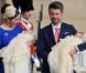 Le 14 avril 2011, la princesse Mary et le prince Frederik de Danemark quittent le palais royal d'Amalienborg avec leurs enfants, Christian et Isabella. Direction l'église d'Holmen, pour le baptême de leurs jumeaux de trois mois, Vincent et Joséphine.