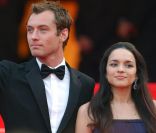 Jude Law lors du festival de Cannes 2007 avec Norah Jones<br />