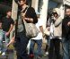Kate Hudson et son boyfriend Matthew Bellamy, s'embrassent et profitent de leurs vacances à Buenos Aires, le 3 avril 2011, en compagnie du fils de Kate, Ryder  