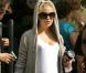 Kate Hudson et son boyfriend Matthew Bellamy, s'embrassent et profitent de leurs vacances à Buenos Aires, le 3 avril 2011, en compagnie du fils de Kate, Ryder  