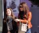 Sofia Vergara fait du shopping avec des amis dans West Hollywood le 10 avril 2011
