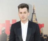 Mark Ronson lors de l'avant-première du film Arthur à Londres le 19 avril 2011