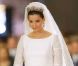 Clotilde Courau se recueille avant de dire "oui" au prince de Savoie. Rome, 25 septembre 2003