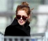 Isla Fisher et ses filles Olive et Elula en promenade à New York le 21 avril 2011