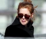 Isla Fisher et ses filles Olive et Elula en promenade à New York le 21 avril 2011