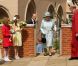Dimanche 24 avril, la reine Elizabeth II, son époux le duc d'Edimbourg et quelques membres de la famille royale assistaient à la messe de Pâques donnée en la chapelle Saint-George à Windsor.