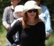Marcia Cross et Tom Mahoney passent un après-midi ensoleillé avec leurs malicieuses jumelles. Avril 2011