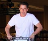 Kyle MacLachlan fait ses courses à Los Angeles le 16 avril 2011
