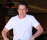Kyle MacLachlan fait ses courses à Los Angeles le 16 avril 2011