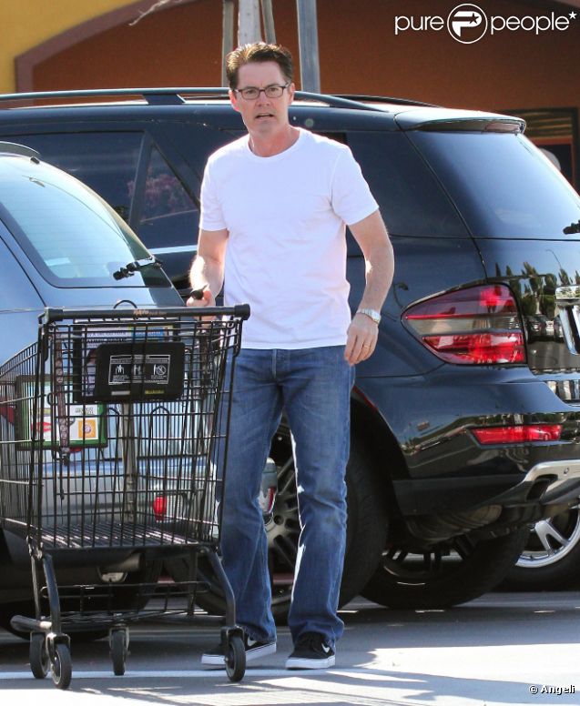 Kyle MacLachlan fait ses courses à Los Angeles le 16 avril 2011