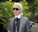 Karl Lagerfeld signe la suite Magnum Chocolat réalisée par le maître chocolatier et sculpteur Patrick Roger le 28 avril 2011 à l'Hôtel La Réserve à Paris  