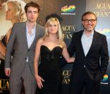 Robert Pattinson, Reese Witherspoon et Christoph Waltz lors de l'avant-première à Barcelone en Espagne le 1er mai 2011