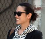 Jennifer Connelly avec ses deux fils Kai et Stellan à New York le 29 avril 2011, une future maman épanouie !<br />