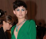 Ginnifer Goodwin est ultra sexy dans sa splendide robe Topshop. New York, 2 mai 2011 