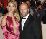 Rosie Huntington était à croquer à la soirée organisée au musée d'art contemporain. New York, 2 mai 2011