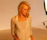 A l\'instar de l\'actrice Eva Mendes, Naomi Watts est elle aussi la nouvelle égérie de Pantene. <br />