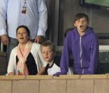 Romeo, Brooklyn et Cruz encouragent leur papa David Beckham lors du match opposant les LA Galaxy au Portland Timbers  au Depot Center de Los Angeles le 23 avril 2011
