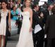 Uma Thurman, en Versace, et Robert de Niro lors de la cérémonie d'ouverture du festival de Cannes le 11 mai 2011
