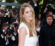 Doutzen Kroes, sublime, sur le tapis rouge du festival de Cannes le 17 mai 2011