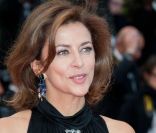 Corinne Touzet lors de la montée des marches du film La Piel que habito de Pedro Almodovar en compétition pour la palme d'or lors du 64e Festival de Cannes le jeudi 19 mai 2011