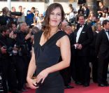 Zoé Felix lors de la montée des marches du film La Piel que habito de Pedro Almodovar en compétition pour la palme d'or lors du 64e Festival de Cannes le jeudi 19 mai 2011