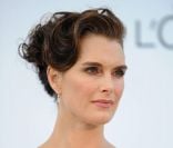 Brooke Shields dans une robe Marchesa, lors du gala de l'amfAR au Cap d'Antibes le 19 mai 2011