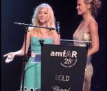 Ludivine Sagnier et Bar Refaeli lors du gala de l'amfAR au Cap d'Antibes le 19 mai 2011