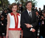 Milla Jovovich et Paul W. S. Anderson présents à Cannes pour la première de La Conquête, le 18 mai 2011 
