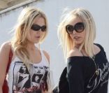 Ornella Muti et sa fille : De vraies soeurs jumelles à Rome !