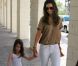 Katie Holmes et Suri s'offrent une petite balade à Miami, le 16 mai 2011