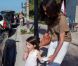Katie Holmes et Suri s'offrent une petite balade à Miami, le 16 mai 2011