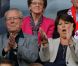 Martine Aubry et son papa Jacques Delors assistent au match PSG-Lille, dans le cadre de la 37e journée de Ligue 1 au Parc des Princes (Paris), samedi 21 mai 2011.